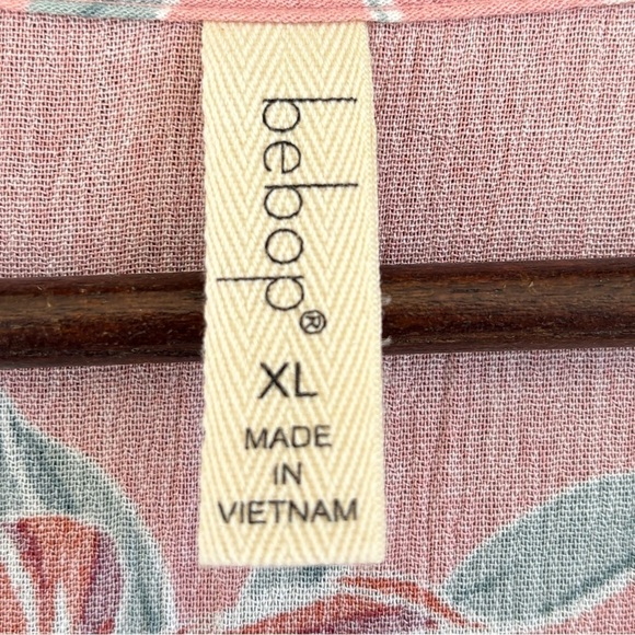 BeBop Pink Floral Midi Dress Size XL Button Down V Neck Short Sleeve Hi Low Hem - Picture 4 of 8